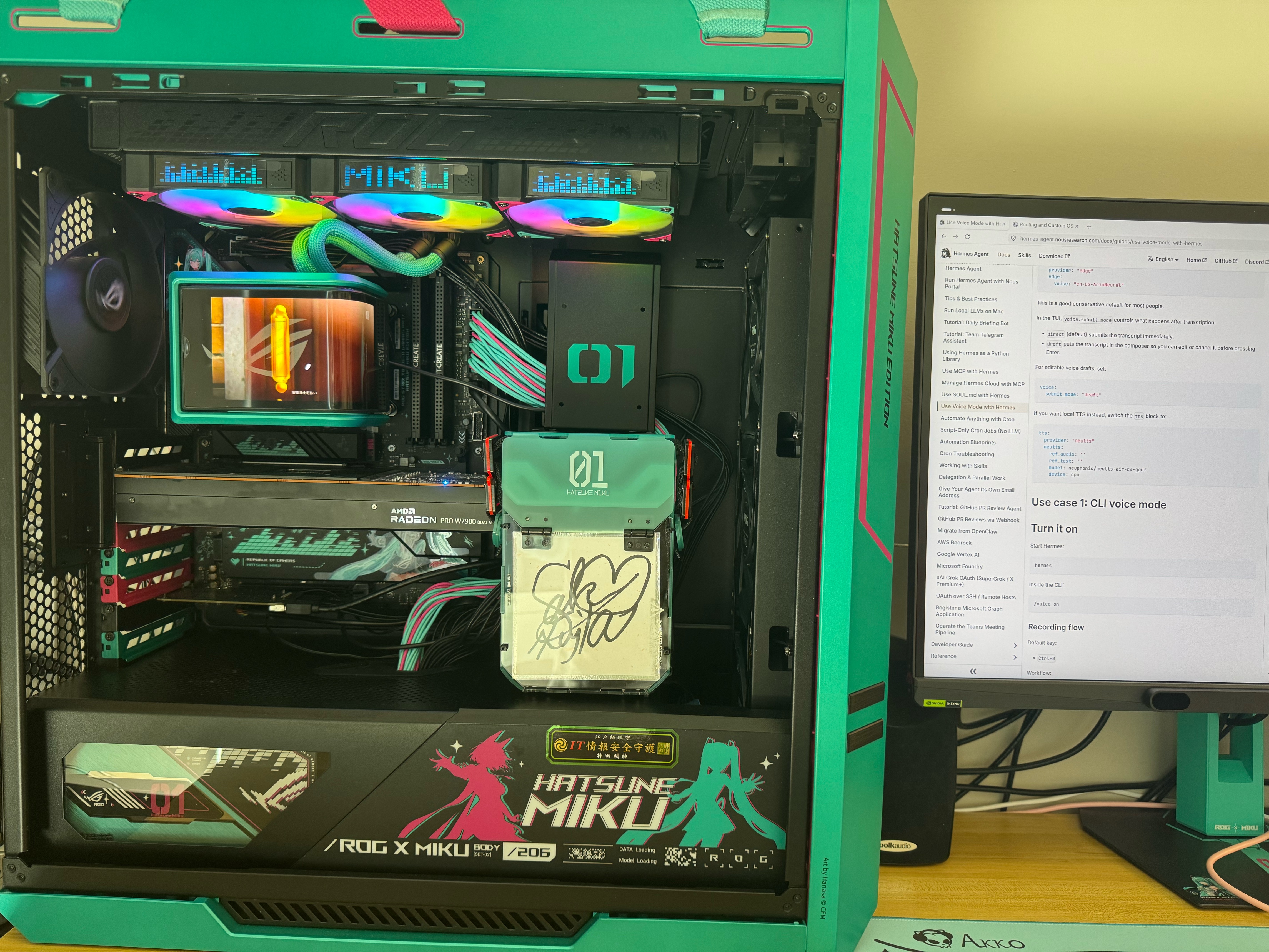 Ara's Miku x ROG Workstation